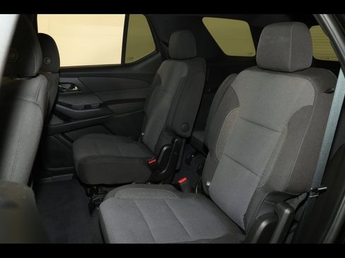 Used 2023 Chevrolet Traverse LT w/ Midnight/Sport Edition image 29