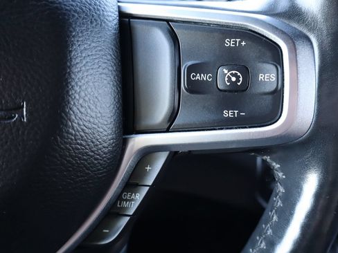 Used 2019 RAM 1500 Big Horn AWD/4WD image 30