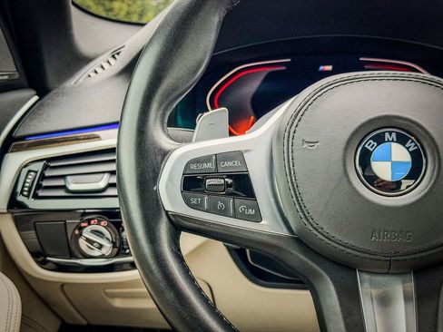 Used 2021 BMW 540i xDrive w/ M Sport Package image 18
