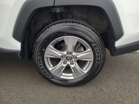 Certified 2025 Toyota RAV4 XLE AWD/4WD image 10