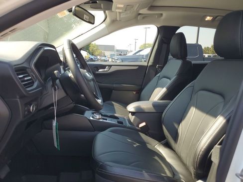 New 2025 Ford Escape SE w/ PHEV Premium Package image 5