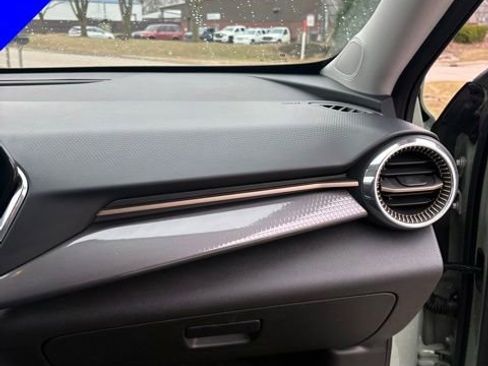 Used 2024 Chevrolet Trax ACTIV w/ Sunroof Package image 29