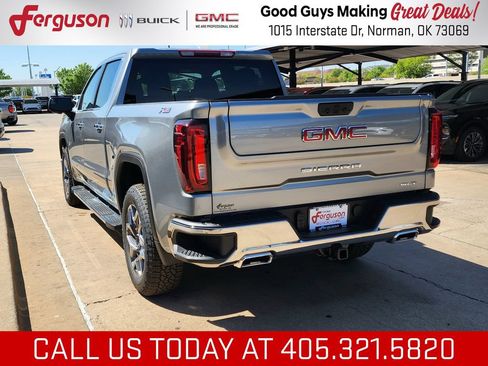 New 2026 GMC Sierra 1500 SLT w/ X31 Off-Road Package AWD/4WD image 6