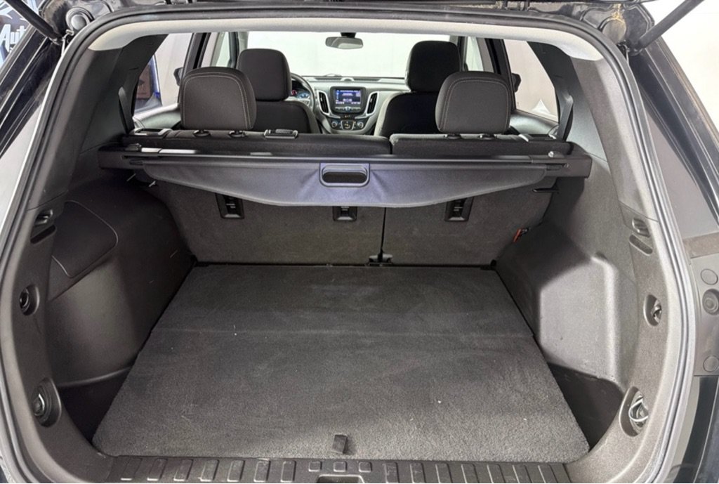 Used 2022 Chevrolet Equinox LS AWD/4WD image 21