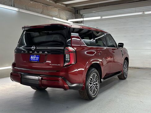 Used 2025 Nissan Armada Platinum w/ Convenience Package RWD image 9