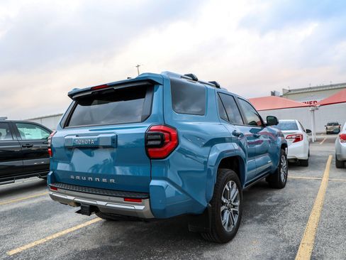 Used 2025 Toyota 4Runner Limited image 6