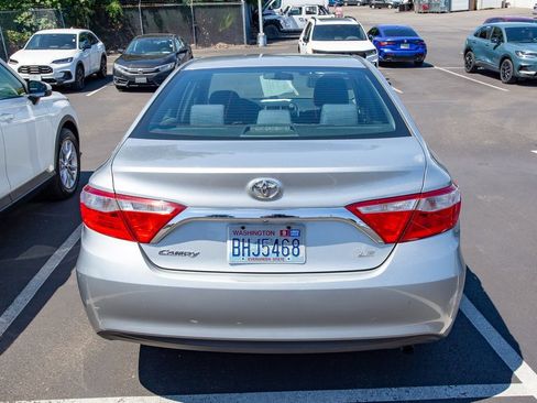 Used 2016 Toyota Camry LE FWD image 4