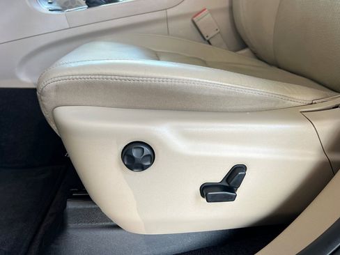 Used 2018 Jeep Grand Cherokee Limited w/ Luxury Group II AWD/4WD image 14