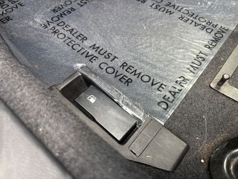 Used 2019 Subaru Crosstrek 2.0i Premium w/ Eyesight System image 41