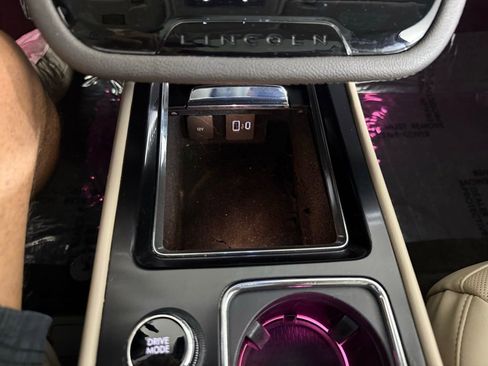 Certified 2022 Lincoln Corsair Reserve w/ Equipment Group 201A image 40