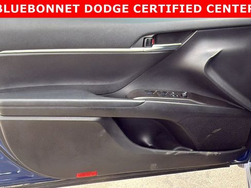 Used 2023 Toyota Camry SE image 11