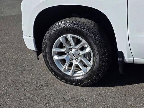 Certified 2022 Chevrolet Silverado 1500 RST AWD/4WD image 9