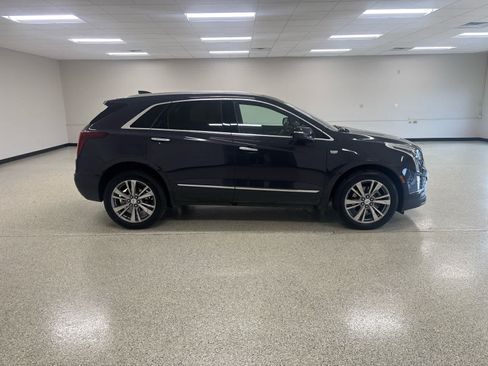 Used 2025 Cadillac XT5 Premium Luxury AWD/4WD image 6