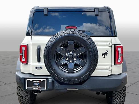 Used 2025 Ford Bronco Outer Banks image 8