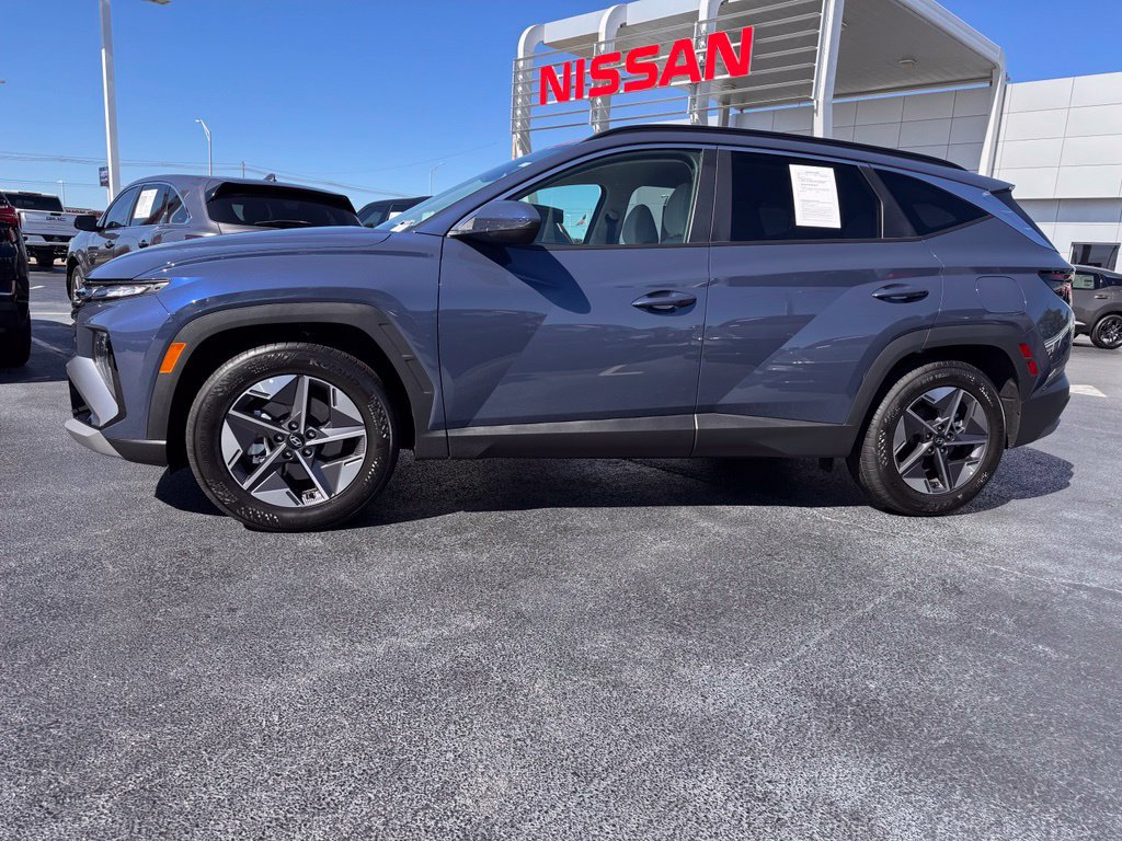 Used 2026 Hyundai Tucson SEL Plus FWD image 2