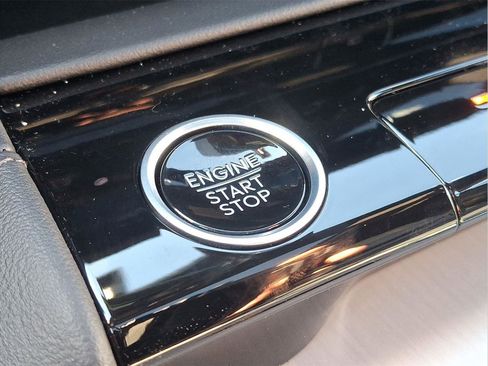 New 2025 Lincoln Navigator Reserve w/ Jet Appearance Package image 20