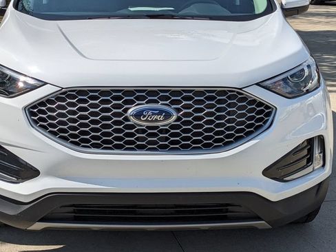 Used 2023 Ford Edge SEL w/ Convenience Package AWD/4WD image 9