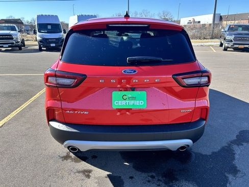 Used 2024 Ford Escape Active image 4