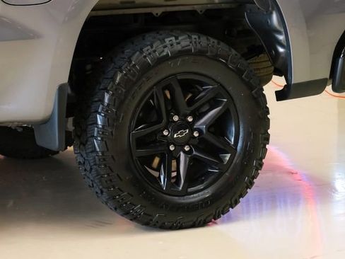 Used 2021 Chevrolet Silverado 1500 Custom Trail Boss w/ LPO, Dark Essentials Package image 52