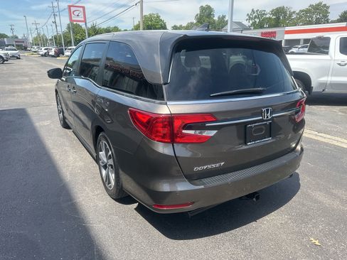 Used 2022 Honda Odyssey Touring image 5