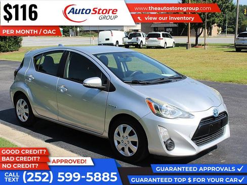 Used 2015 Toyota Prius C Two FWD image 4