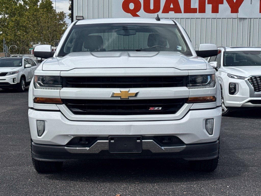 Used 2018 Chevrolet Silverado 1500 LT w/ All Star Edition AWD/4WD image 3