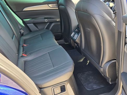 Used 2024 Maserati Grecale GT image 15