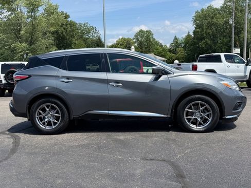 Used 2017 Nissan Murano SV AWD/4WD image 9