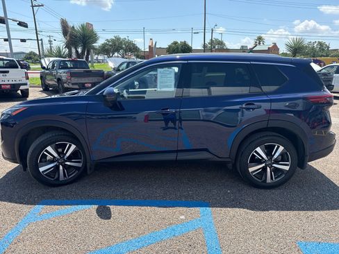 Used 2024 Nissan Rogue SL w/ SL Premium Package FWD image 4