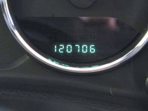 Used 2011 Jeep Wrangler Rubicon w/ Dual Top Group AWD/4WD image 30