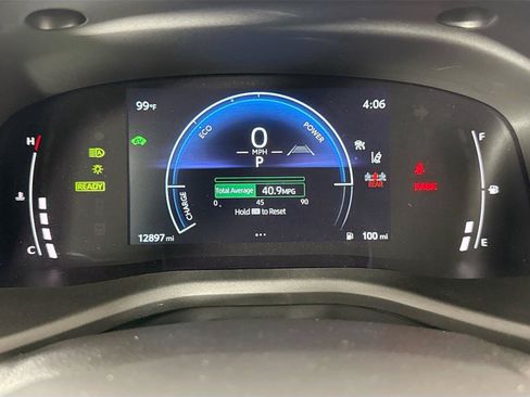 Certified 2025 Toyota Camry SE FWD image 20