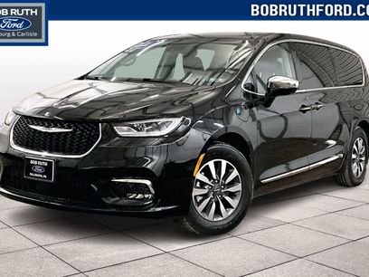 Used 2022 Chrysler Pacifica Limited