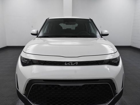 Used 2024 Kia Soul LX w/ Option Group 015 image 2
