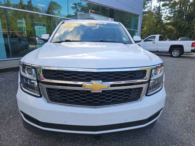 Used 2017 Chevrolet Suburban LT w/ Luxury Package RWD image 11