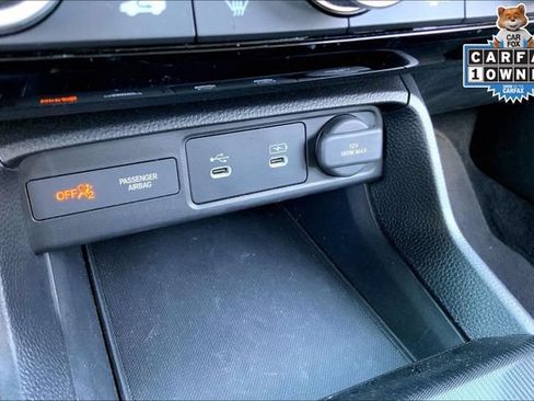 Used 2025 Honda Civic Sport image 32