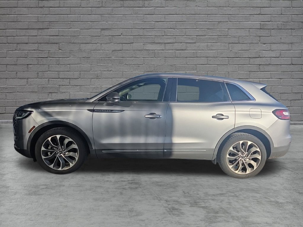 Used 2022 Lincoln Nautilus Reserve AWD/4WD image 45