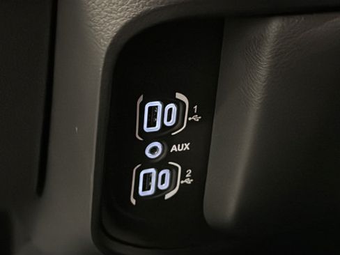 Used 2025 RAM 1500 Tradesman AWD/4WD image 34