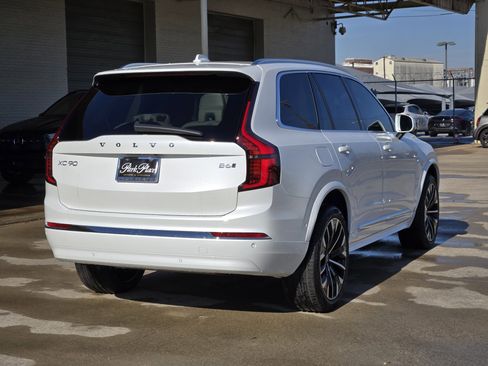 New 2026 Volvo XC90 B6 Ultra w/ Protection Package image 9