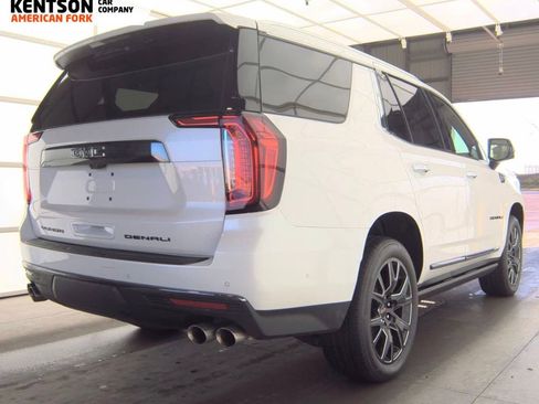 Used 2024 GMC Yukon Denali Ultimate image 2
