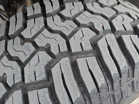 Used 2016 Chevrolet Silverado 1500 LTZ Z71 w/ LTZ Plus Package image 17