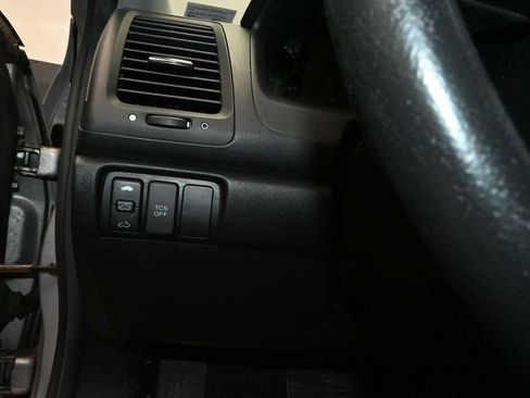 Used 2004 Honda Accord EX image 12