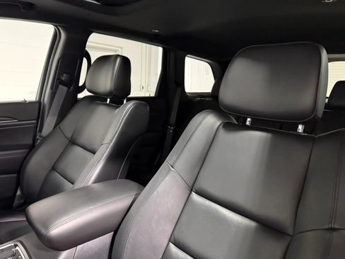 Used 2020 Jeep Grand Cherokee Limited AWD/4WD image 17