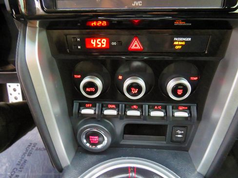 Used 2017 Subaru BRZ Limited w/ Performance Package image 24