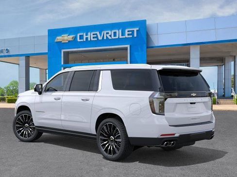 New 2026 Chevrolet Suburban High Country AWD/4WD image 29