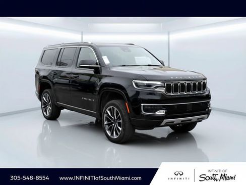 Used 2023 Jeep Wagoneer Series III w/ Premium Group I image 3