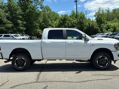 Used 2026 RAM 2500 Laramie AWD/4WD image 5