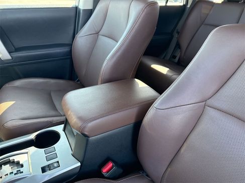 Used 2022 Toyota 4Runner Limited image 28