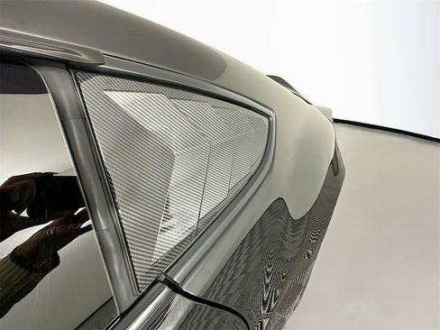 Used 2024 Toyota GR86 Premium image 32