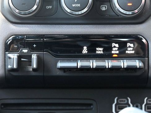 Used 2019 RAM 1500 Rebel w/ Rebel Level 2 Equipment Group AWD/4WD image 37