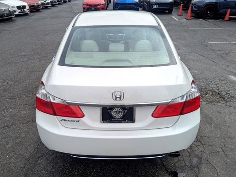 Used 2015 Honda Accord EX image 8